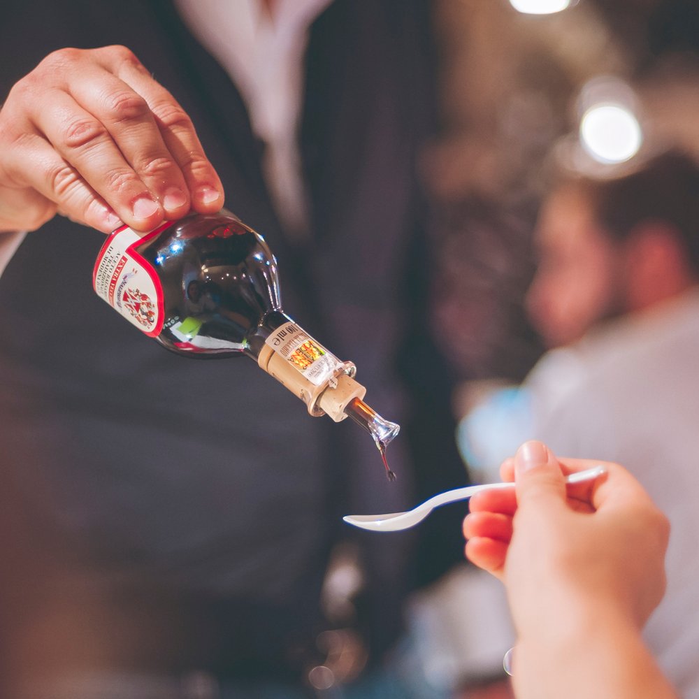 Acetaia Malpighi – Aceto Balsamico Tradizionale di Modena DOP Extravecchio Secolare – 100 ml – Solo Mosto Cotto – Selezione da Alta Ristorazione